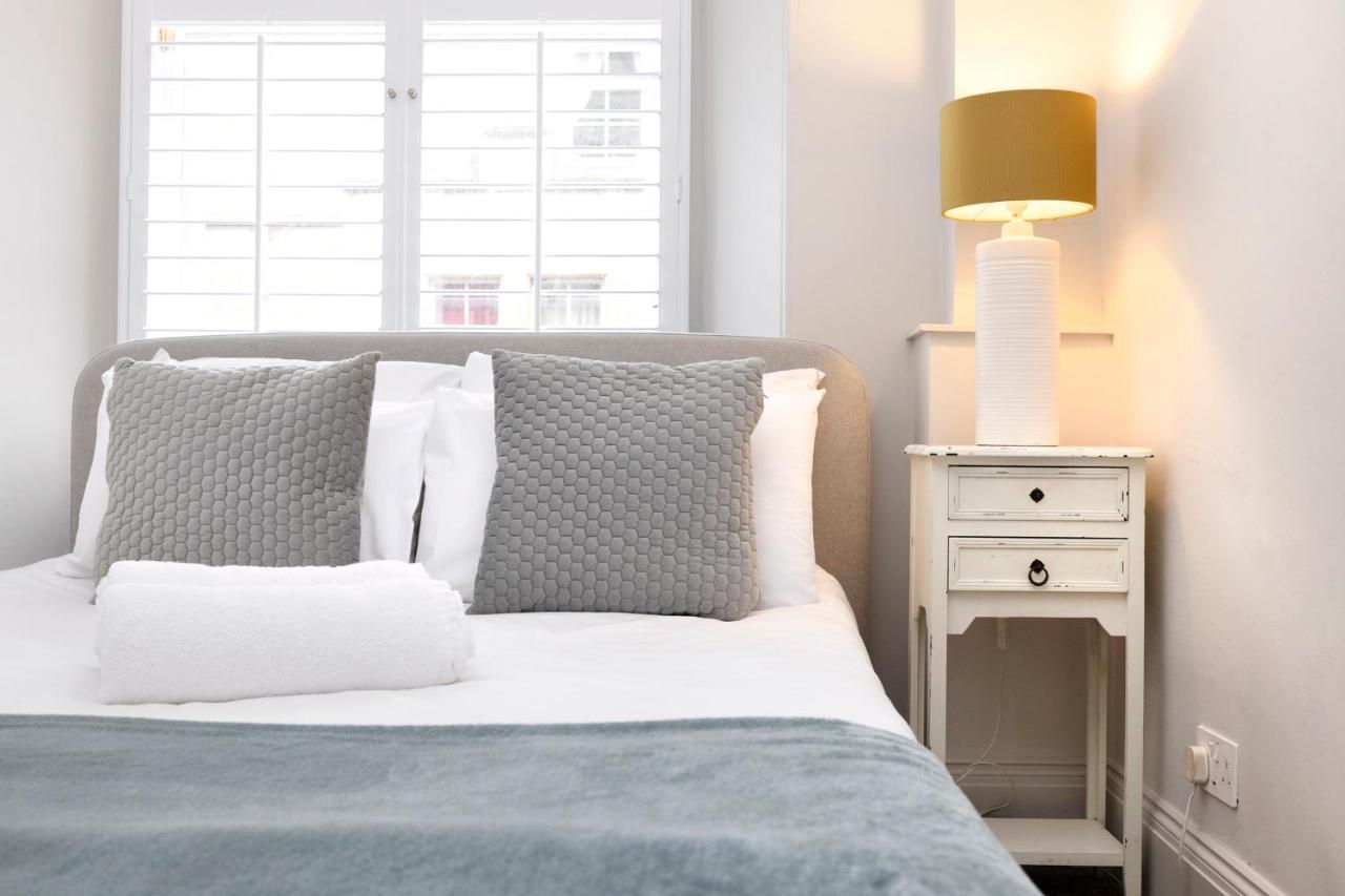Joivy Sophisticated Apt Near Edinburgh Castle Ngoại thất bức ảnh